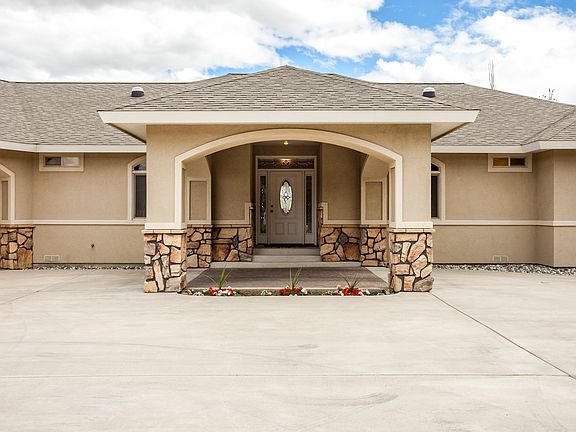 Drive-Thru Portico Entry