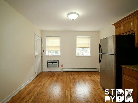 2nd image of 473 Classon Ave #1D