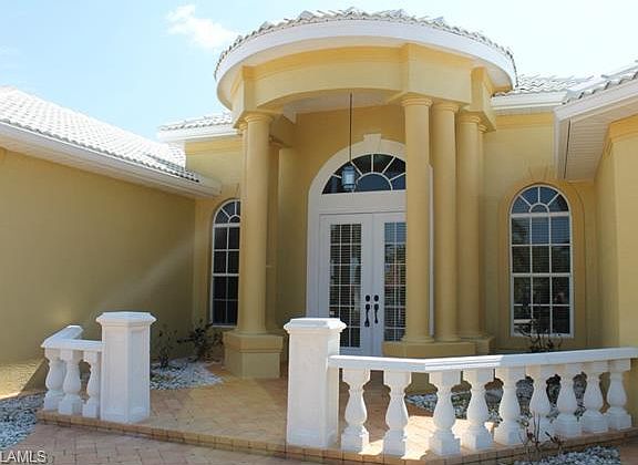5th image of 2822 Surfside Blvd