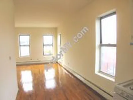 Rented by ArdorNY | media 3