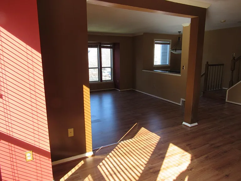 7734 Chatfield Ln — Photo 16