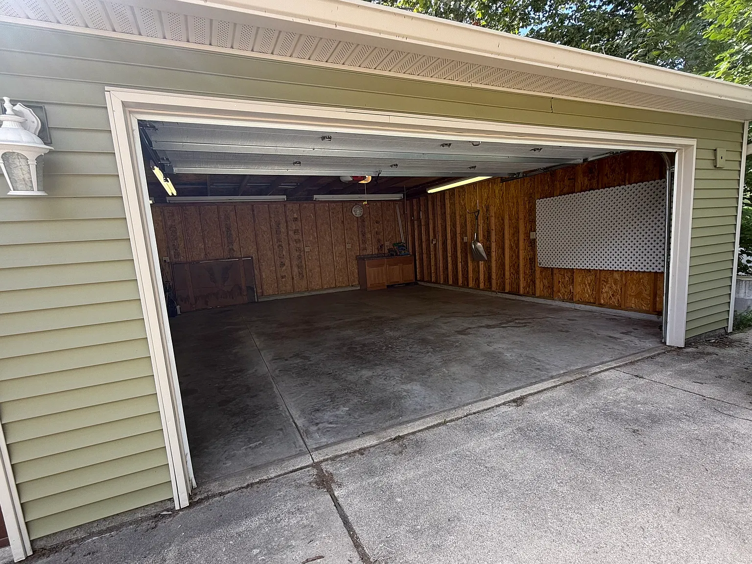 2 bed, $1,350 — Photo 4