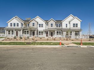 2017 S Haleyville Way, Aurora, CO 80018