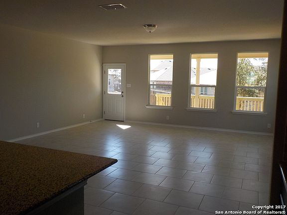 3rd image of 15242 McKays Lark