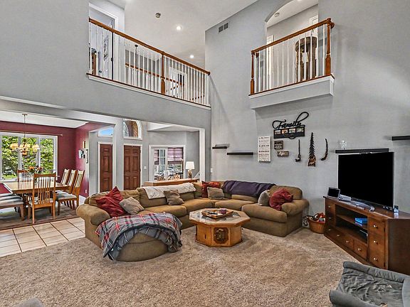 4th image of 7484 Shotsilk Dr