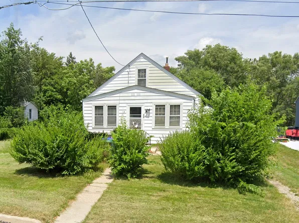 328 E Edison Ave, Des Moines, IA 50315