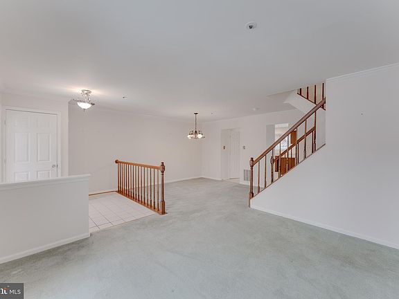 3rd image of 3102 Saint Florence Ter