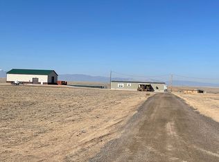 3219 40th Ln, Avondale, CO 81022