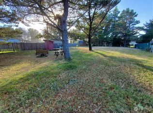 1277 Sandy Dr, Grayland, WA