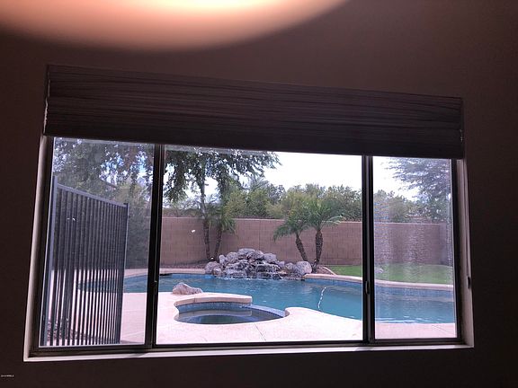 4th image of 631 W Citrus Way