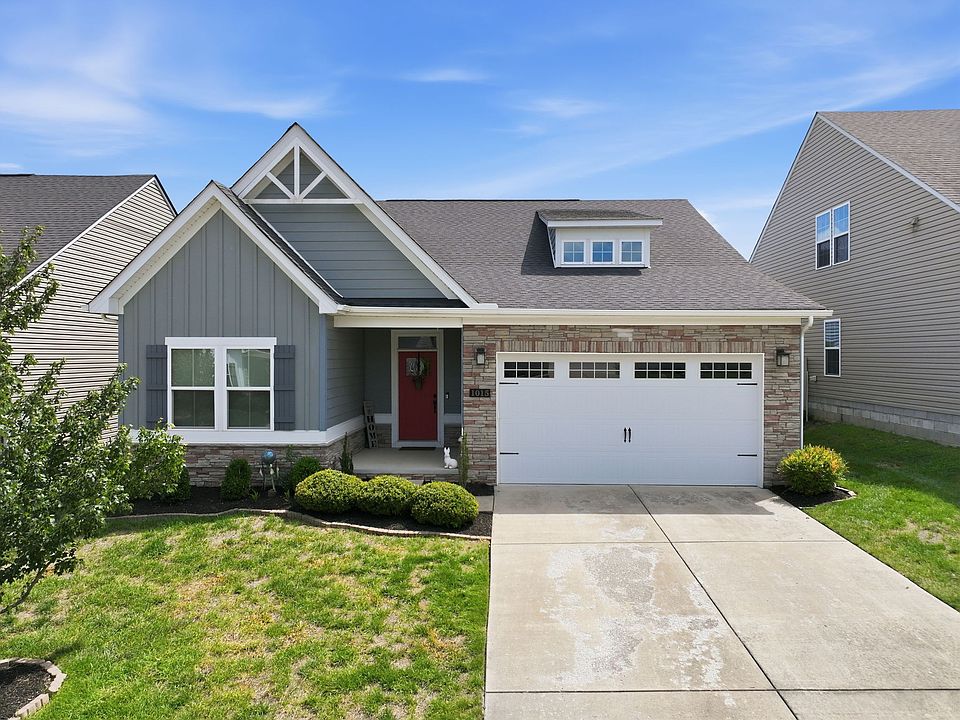 1st image of 1015 Carnation Dr