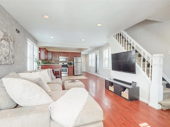 130-130 162nd Ave, Howard Beach, NY 11414