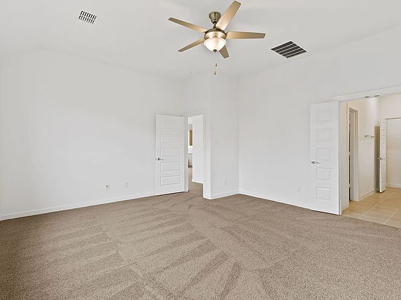 4th image of 1111 Birchwood Ln