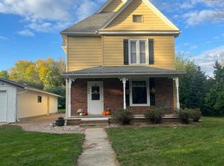 305 E Iowa St, Elmore, MN 56027