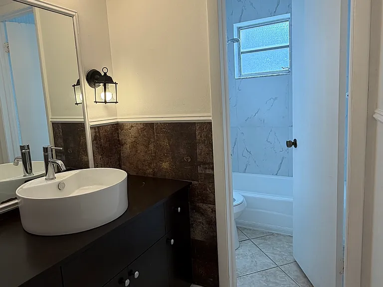 3181 SW 13th St #409 — Photo 15