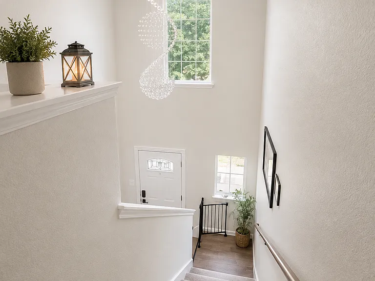 103 Sylvan St — Photo 10