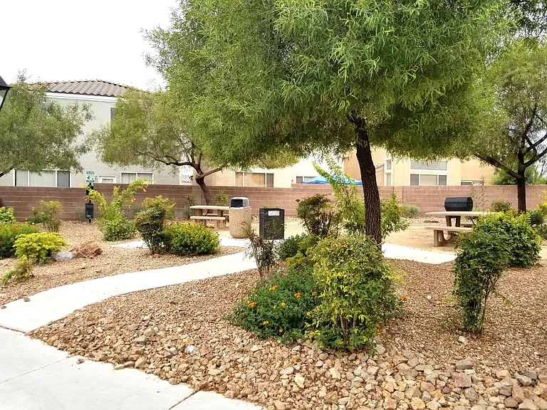 4808 Leadership Ct — Photo 35