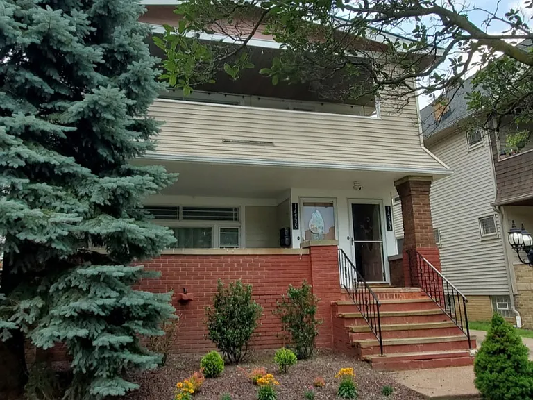 14537 Garfield Ave — Photo 1