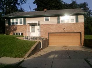2211 Bedford Rd, Lansing, MI 48911