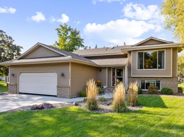 12758 Uplander St NW, Coon Rapids, MN 55448