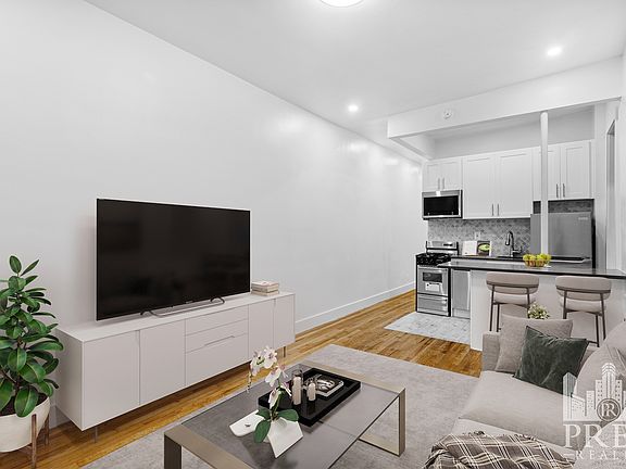 2nd image of 147 E 30th St APT 4D