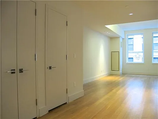 Rented by 212 Consulting Corp | media 33