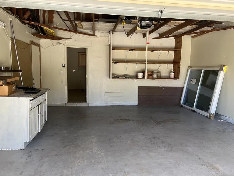 835 McLain St — Photo 36