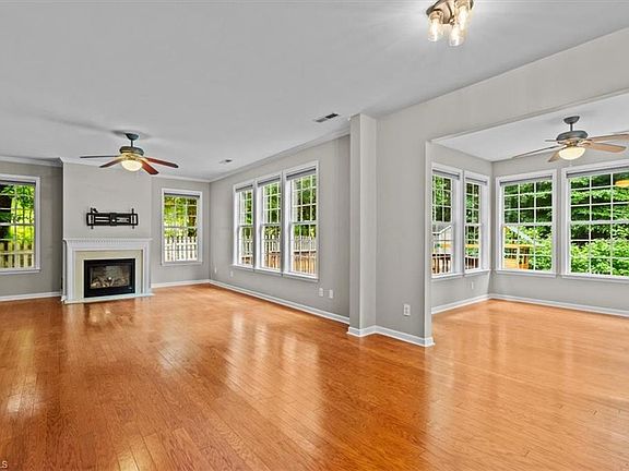 5th image of 9002 Hill N Dale Dr