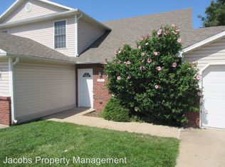 5001 Carrieridge Dr, Columbia, MO 65203