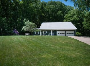 15077 Fairmount Ct, Grand Haven, MI 49417