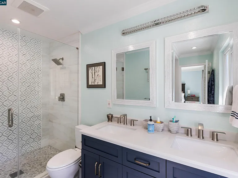301 Domingo Ct — Photo 22