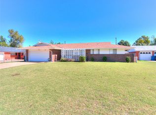 3104 N Viewpoint Dr, Midwest City, OK 73110