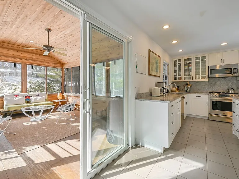 6 Cozy Ln — Photo 9