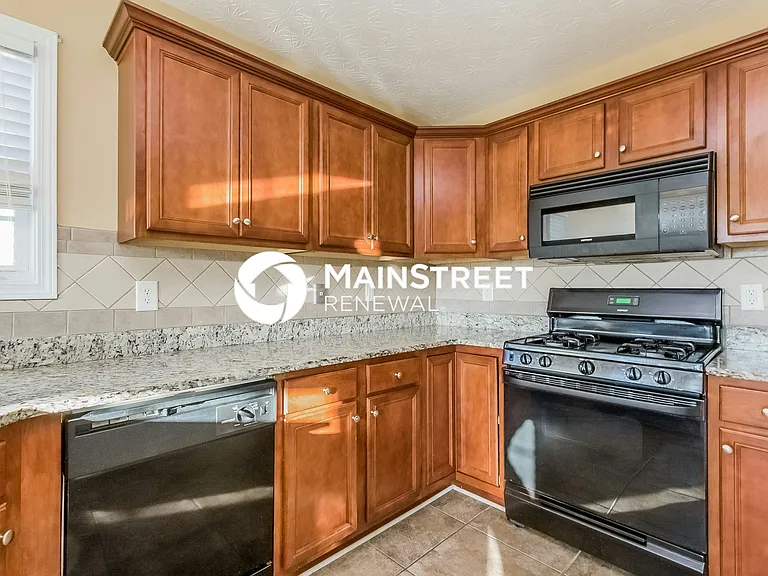 54 Wayne Meadows Ct — Photo 6