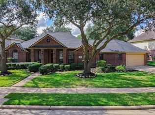 1219 Morning Mist Ct, Sugar Land, TX 77498
