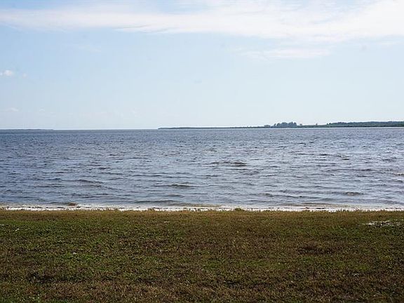 2nd image of 14459 River Beach Dr #B