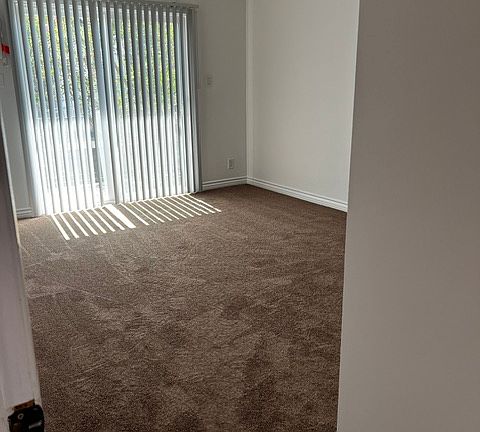 4th image of 18634 Clark St APT 211
