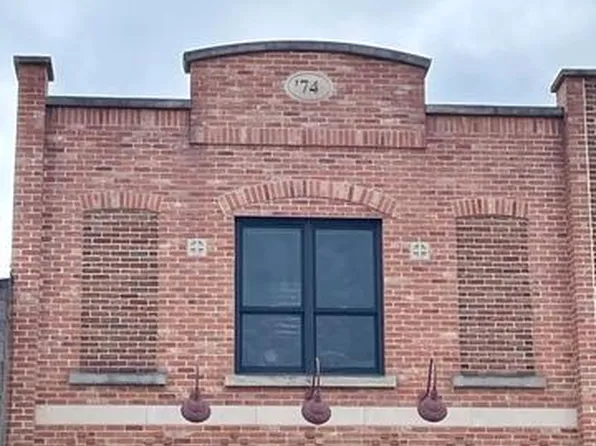 56-58 Main St #56-1/2-2, Oswego, IL 60543