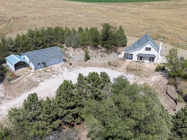 7616 Road 39 E, Torrington, WY 82240