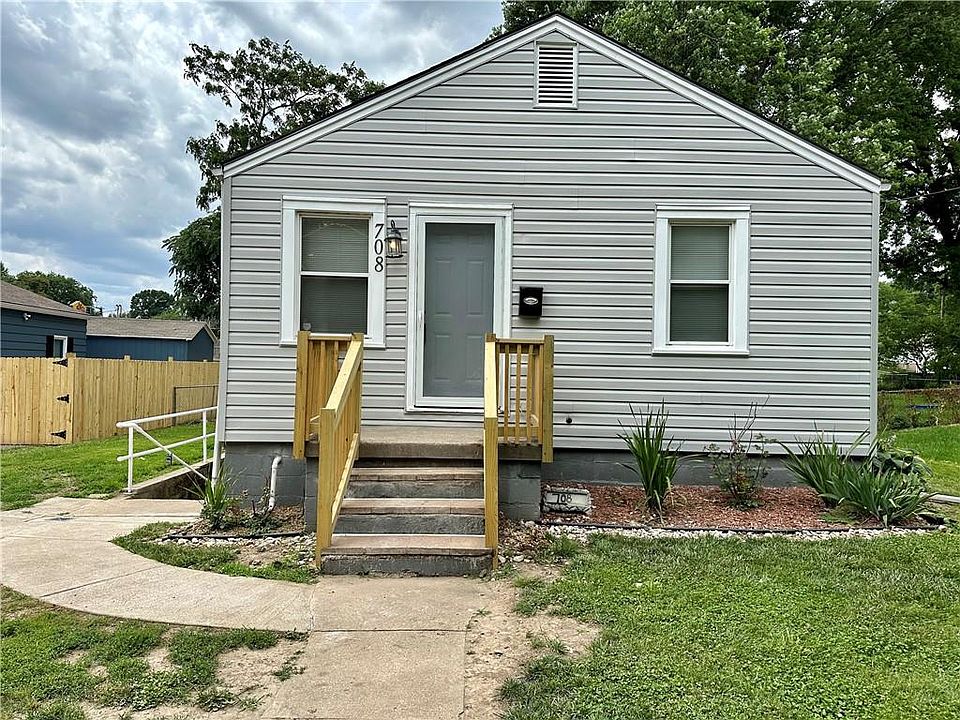 1st image of 708 N Dodgion St