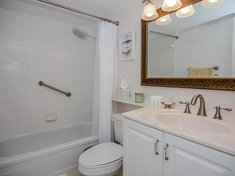 4200 N Ocean Dr #2-605 — Photo 25