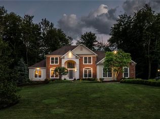 396 W Homestead Dr, Aurora, OH 44202