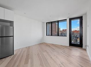 31-25 Newtown Ave #2C, Astoria, NY 11102