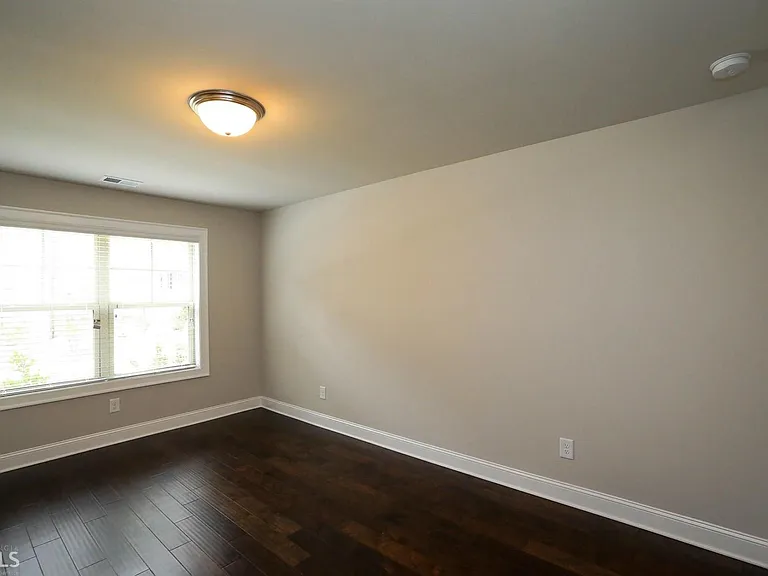 208 Bedford Aly — Photo 23
