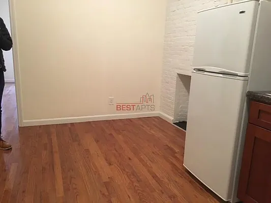 Rented by Best Apartments North Inc | media 27