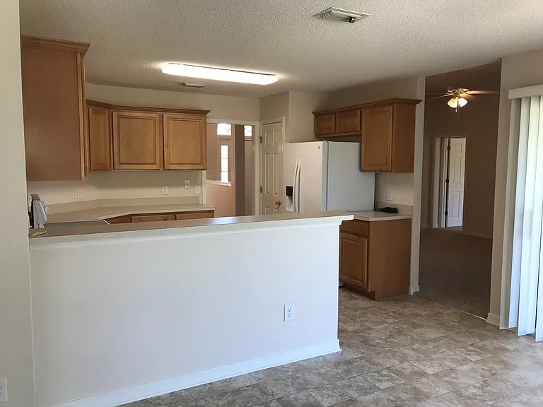 2642 Hidden Creek Dr — Photo 10