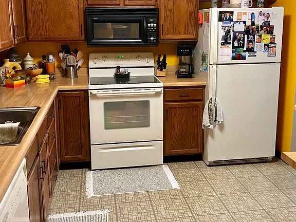 2nd image of 4801 Woodland Ave