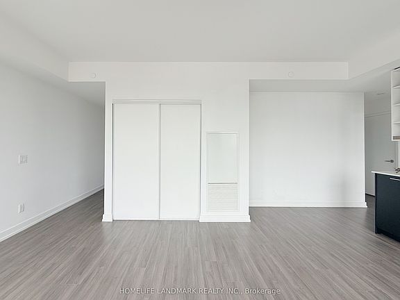 3rd image of 20 Edward St #2202