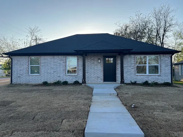 201 N Pecan St, Whitesboro, TX 76273