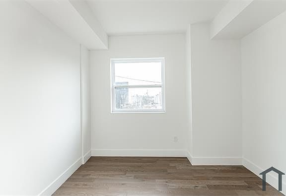 5th image of 1611 Foulkrod St #203